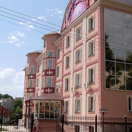 Kurmet Hotel Uralsk Exteriér fotografie