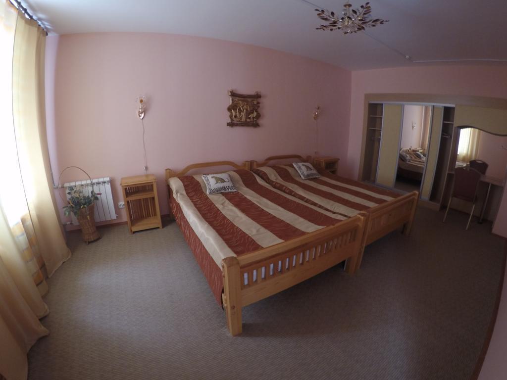 Kurmet Hotel Uralsk Pokoj fotografie
