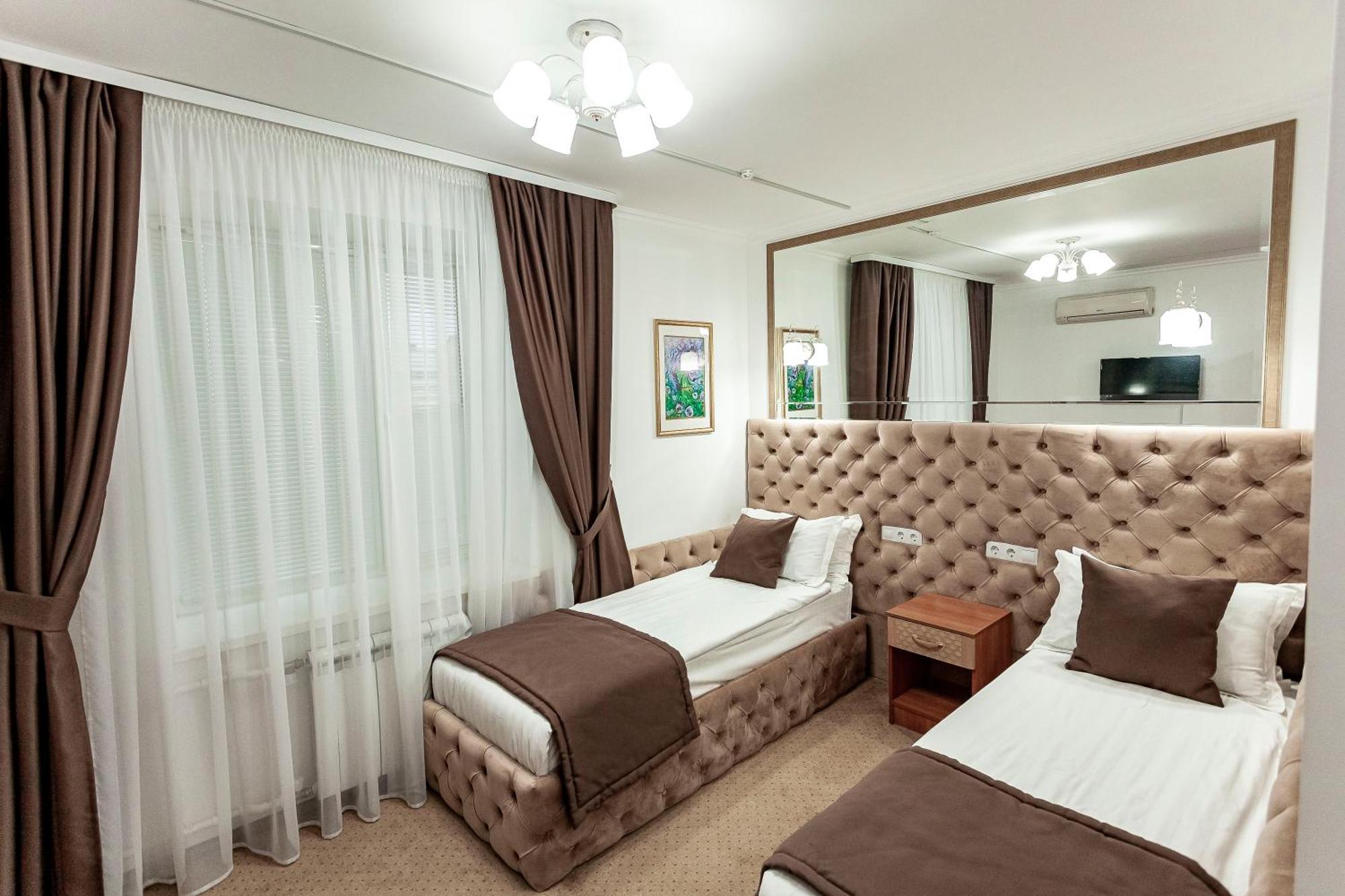 Kurmet Hotel Uralsk Exteriér fotografie