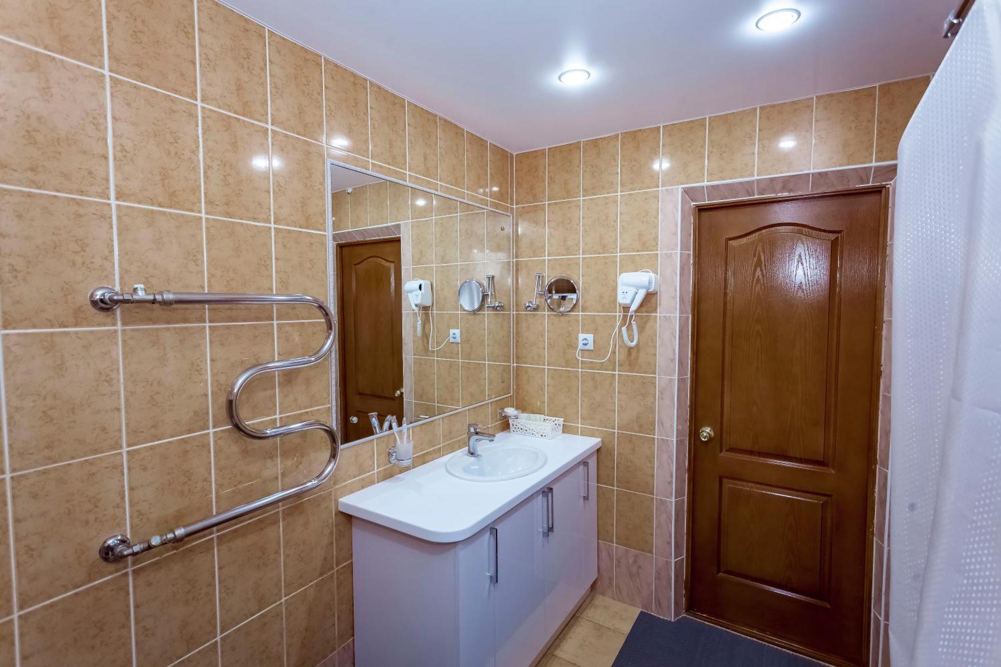 Kurmet Hotel Uralsk Exteriér fotografie