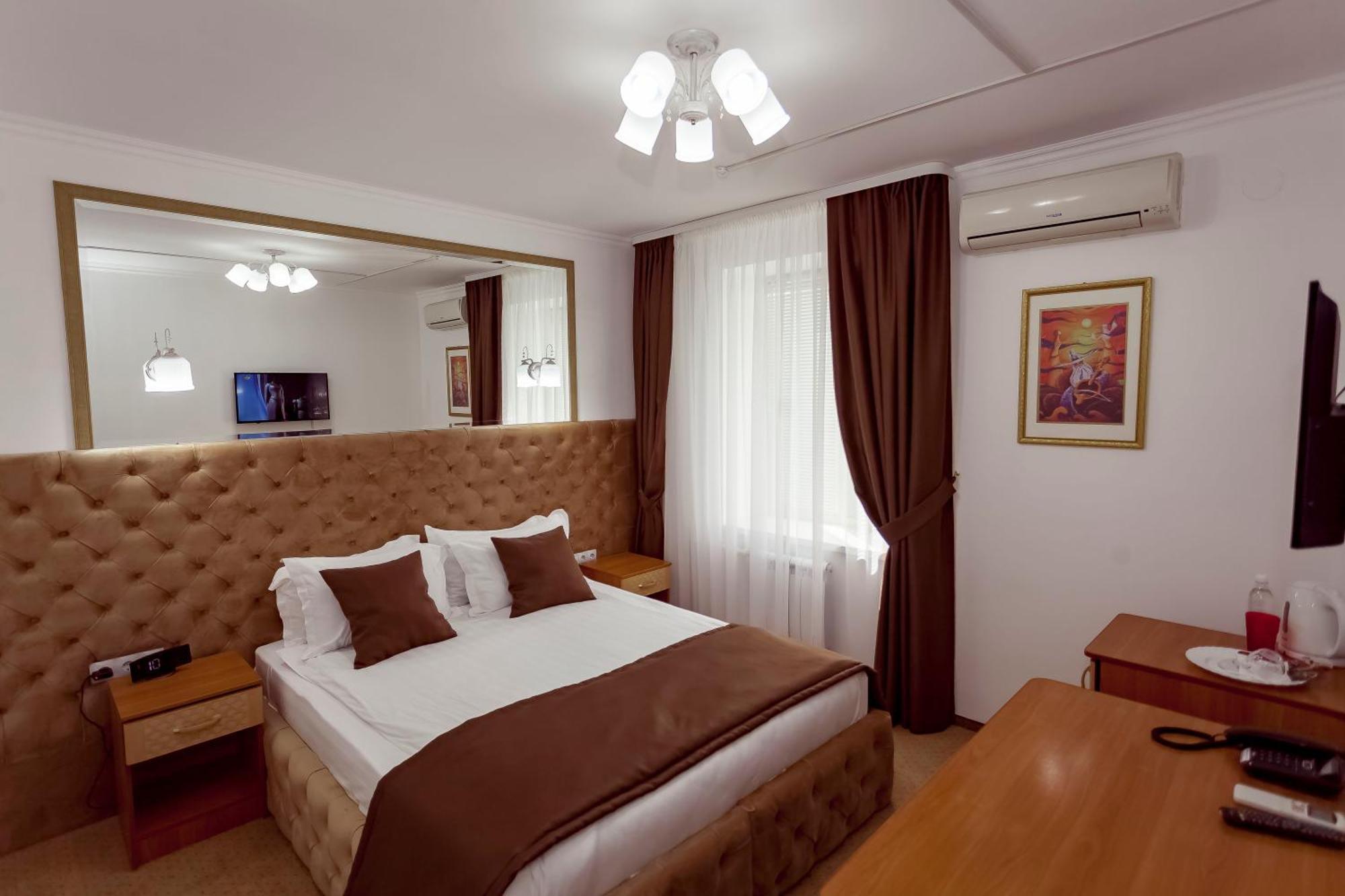 Kurmet Hotel Uralsk Exteriér fotografie