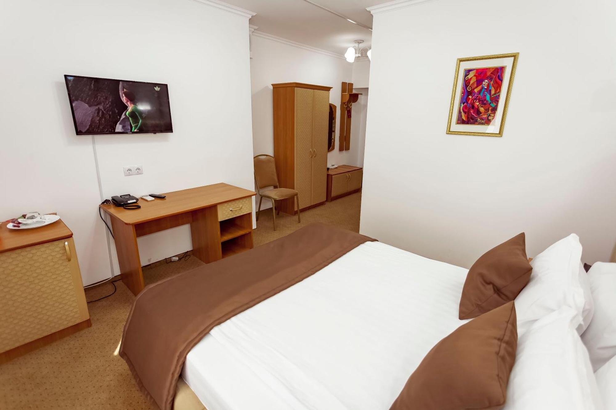 Kurmet Hotel Uralsk Exteriér fotografie