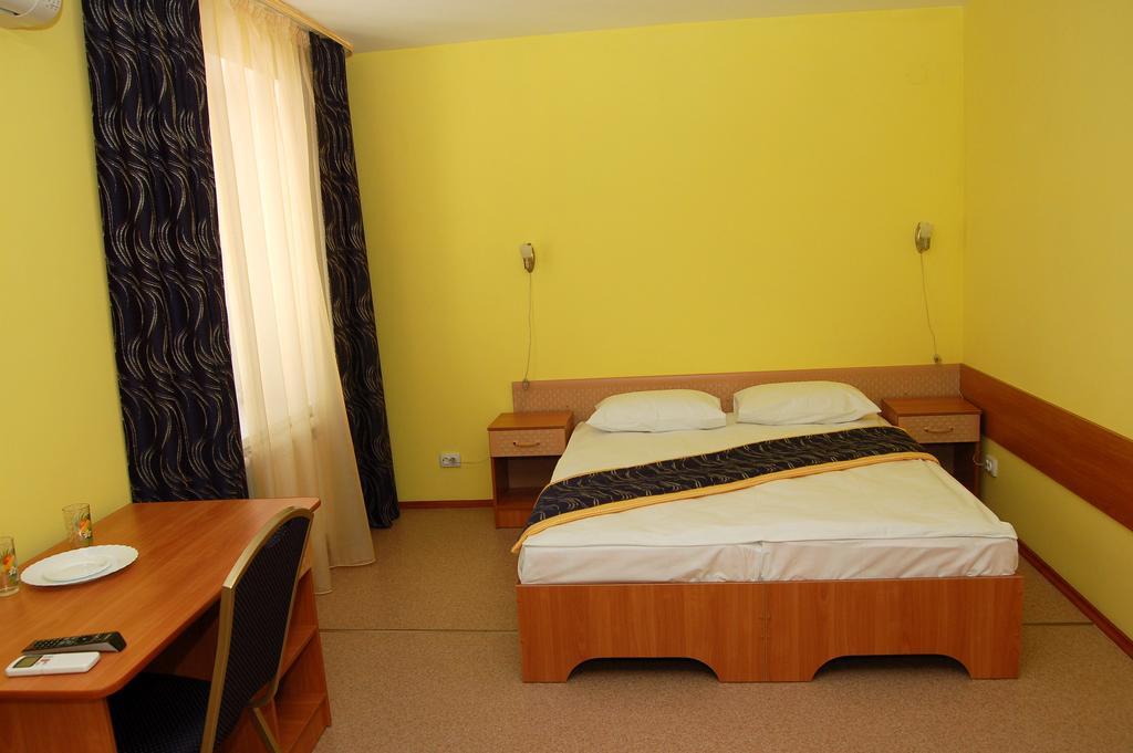 Kurmet Hotel Uralsk Exteriér fotografie